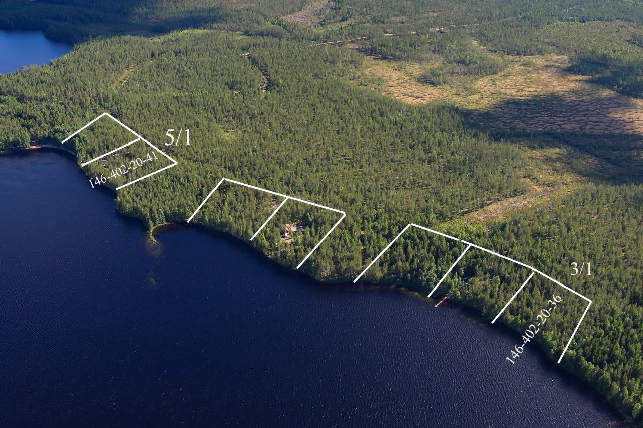 Ilmakuva jossa merkittynä tonttien rajat.